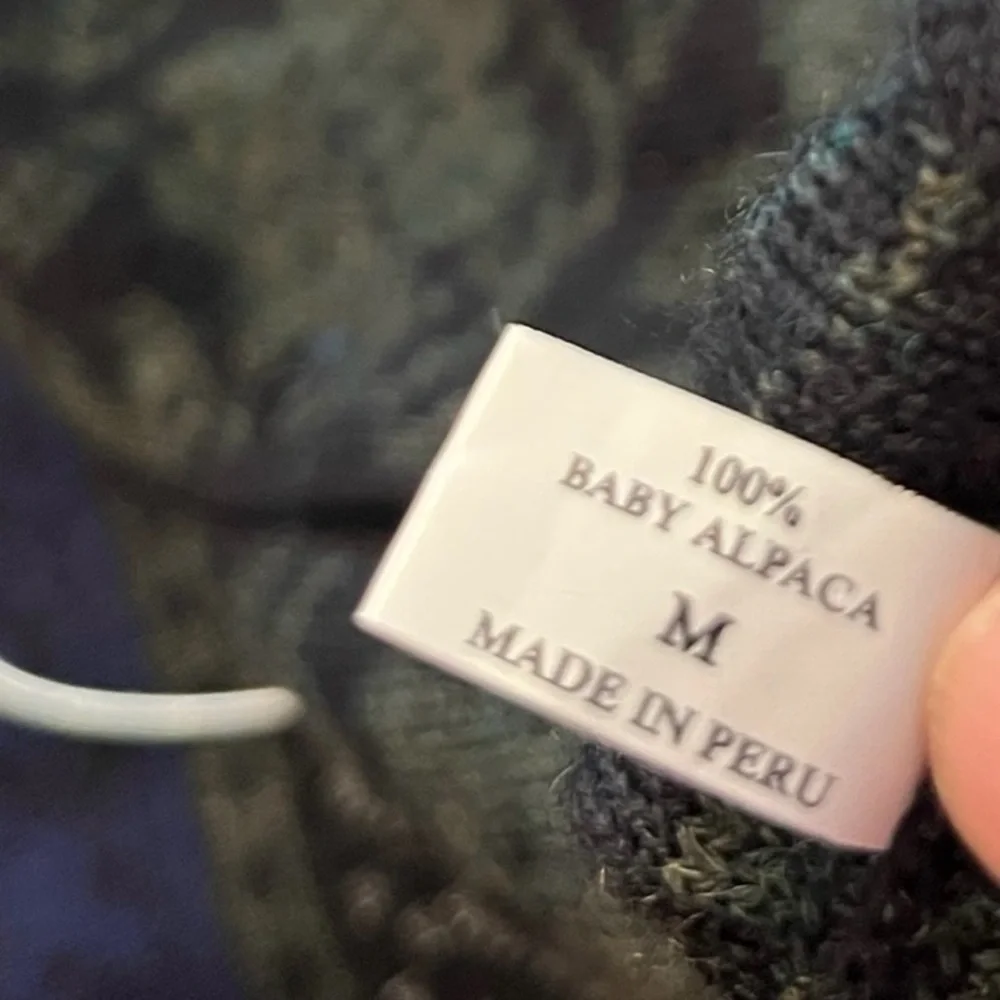 R. A. Martinelli Baby Alpaca Sweater Cardigan Green Black Blue Made in Peru
